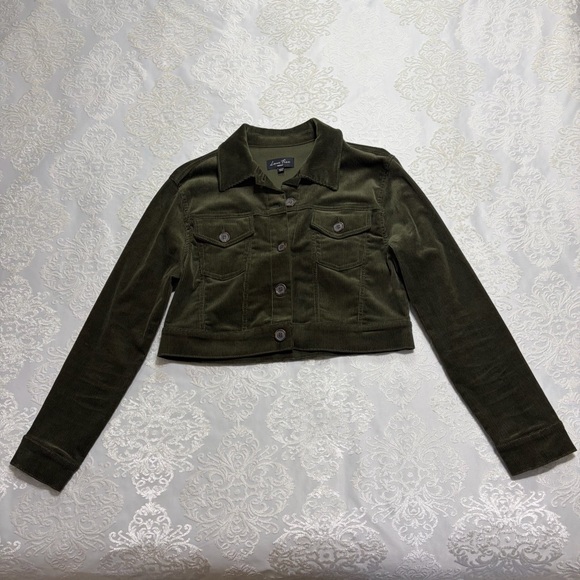 Love Tree Olive Green Corduroy Trucker Style Cropped Jacket Size Medium - Picture 3 of 7